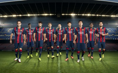 TVT体育热评-于帕梅卡诺又成背景板